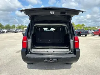 Chevrolet Suburban 2020 4x2 LT 4 puertas SUV