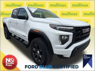 GMC Canyon 2023 4x2 Elevation 4 puertas Cabina Crew 5 pies. Caja corta