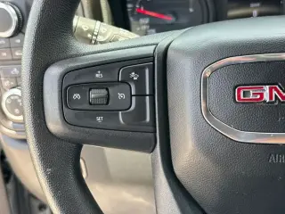 GMC Sierra 1500 2025 4x4 Pro 4 puertas Cabina Crew 6.6 pies. SB