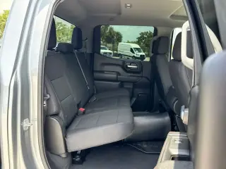 GMC Sierra 1500 2025 4x4 Pro 4 puertas Cabina Crew 6.6 pies. SB
