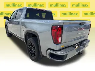 GMC Sierra 1500 2025 4x4 Pro 4 puertas Cabina Crew 6.6 pies. SB