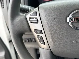 Nissan NV 2021 3500 HD SV 3 puertas Van de Carga con Techo Alto