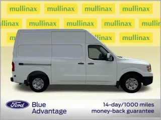 Nissan NV 2021 3500 HD SV 3 puertas Van de Carga con Techo Alto