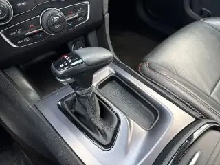 Dodge Charger 2017 R/T 4 puertas Sedan