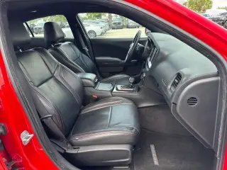 Dodge Charger 2017 R/T 4 puertas Sedan