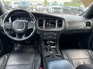 Dodge Charger 2017 R/T 4 puertas Sedan
