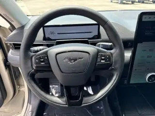 Ford Mustang Mach-E 2025 Select 4 puertas SUV