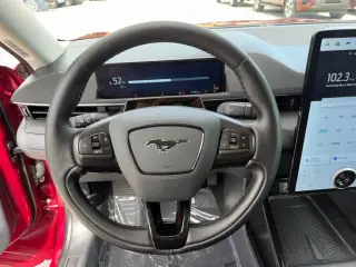Ford Mustang Mach-E 2025 AWD Select 4 puertas SUV