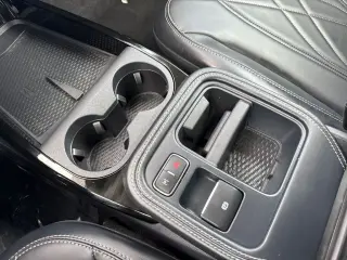 Ford Mustang Mach-E 2025 AWD Select 4 puertas SUV