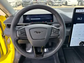 Ford Mustang Mach-E 2025 Premium 4 puertas SUV