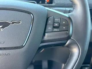 Ford Mustang Mach-E 2025 Premium 4 puertas SUV