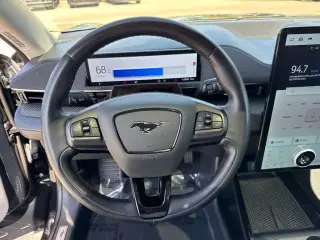 Ford Mustang Mach-E 2023 Premium 4 puertas SUV
