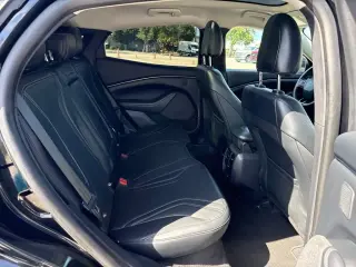 Ford Mustang Mach-E 2023 Premium 4 puertas SUV