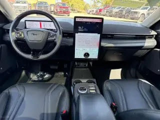 Ford Mustang Mach-E 2023 Premium 4 puertas SUV