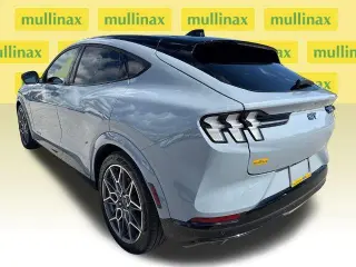 Ford Mustang Mach-E 2025 AWD GT 4 puertas SUV