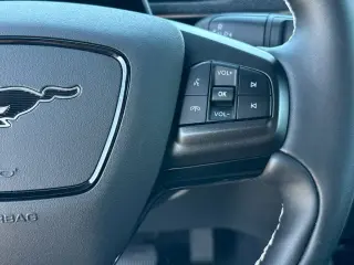 Ford Mustang Mach-E 2025 AWD GT 4 puertas SUV