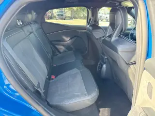 Ford Mustang Mach-E 2025 AWD GT 4 puertas SUV