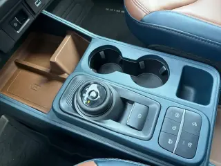 Ford Maverick 2024 AWD Lariat 4 puertas Supercrew con caja de 4.5 pies