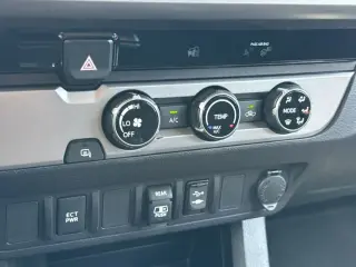 Toyota Tacoma 2018 4x2 SR5 V6 4p Doble Cabina 5,0 pies SB