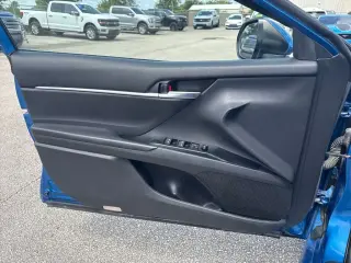 Toyota Camry 2019 SE 4p Sedan