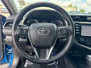 Toyota Camry 2019 SE 4p Sedan