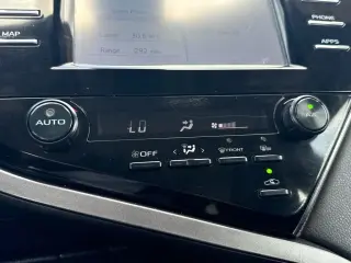 Toyota Camry 2019 SE 4p Sedan