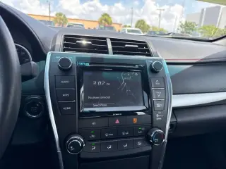Toyota Camry 2017 SE 4p Sedan