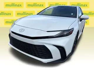 Toyota Camry 2025 SE 4p Sedan