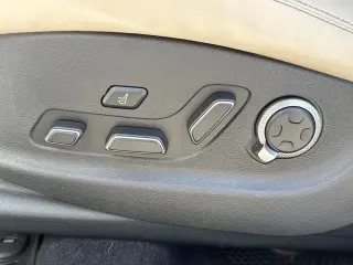 Genesis GV70 2025 AWD 3.5T Sport 4p SUV