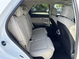Genesis GV70 2025 AWD 3.5T Sport 4p SUV