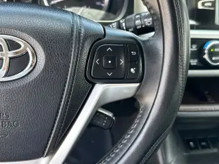 Toyota Highlander 2015 XLE 4p SUV