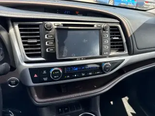 Toyota Highlander 2015 XLE 4p SUV