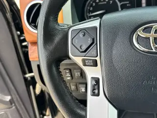 Toyota Tundra 2020 4x4 Edición 1794 4p CrewMax Cab Pickup SB