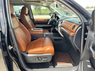 Toyota Tundra 2020 4x4 Edición 1794 4p CrewMax Cab Pickup SB