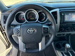 Toyota Tacoma 2015 4x2 PreRunner V6 4dr Double Cab 5.0 ft SB 5A