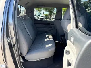 Toyota Tacoma 2015 4x2 PreRunner V6 4dr Double Cab 5.0 ft SB 5A