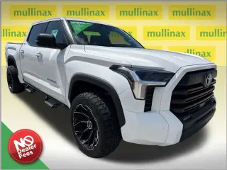 Toyota Tundra 2024 4x4 SR5 4dr CrewMax Cab Pickup SB