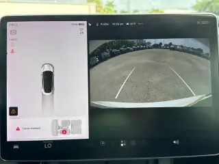 Tesla Model 3 2021 AWD Long Range 4p Sedan