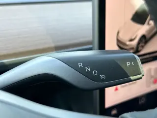 Tesla Model Y 2023 AWD Long Range 4p Crossover