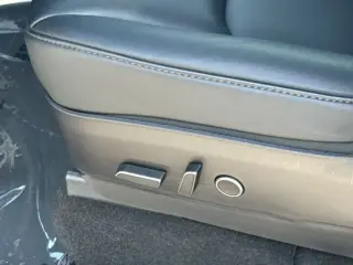 Tesla Model Y 2023 AWD Long Range 4p Crossover