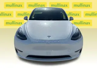 Tesla Model Y 2023 AWD Long Range 4p Crossover