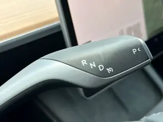 Tesla Model Y 2025 AWD Long Range 4p Crossover