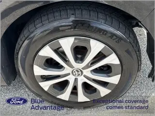 Toyota Prius 2019 AWD LE AWD-e 4p Hatchback