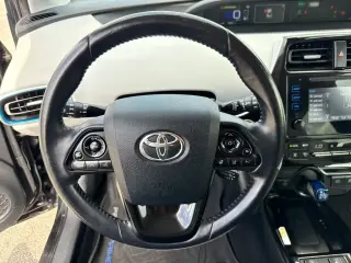 Toyota Prius 2019 AWD LE AWD-e 4p Hatchback