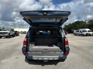 Toyota 4Runner 2004 Limited 4WD 4p SUV con V6