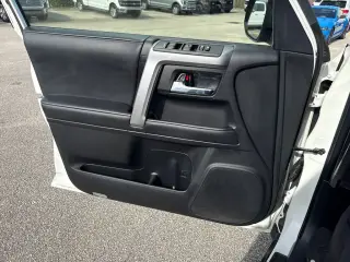Toyota 4Runner 2022 4x2 SR5 Premium 4p SUV