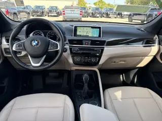 BMW X1 2019 sDrive28i 4p Vehículo de Actividad Deportiva