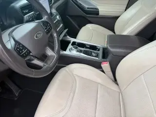 Ford Explorer 2020 AWD Platinum 4 puertas SUV