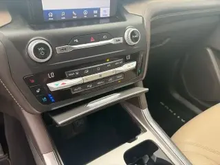 Ford Explorer 2020 AWD Platinum 4 puertas SUV