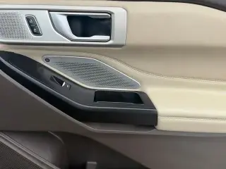 Ford Explorer 2020 AWD Platinum 4 puertas SUV